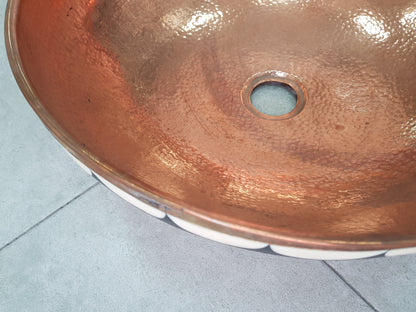 Copper And Ceramic Vessel Sink , Black And White Round Sink