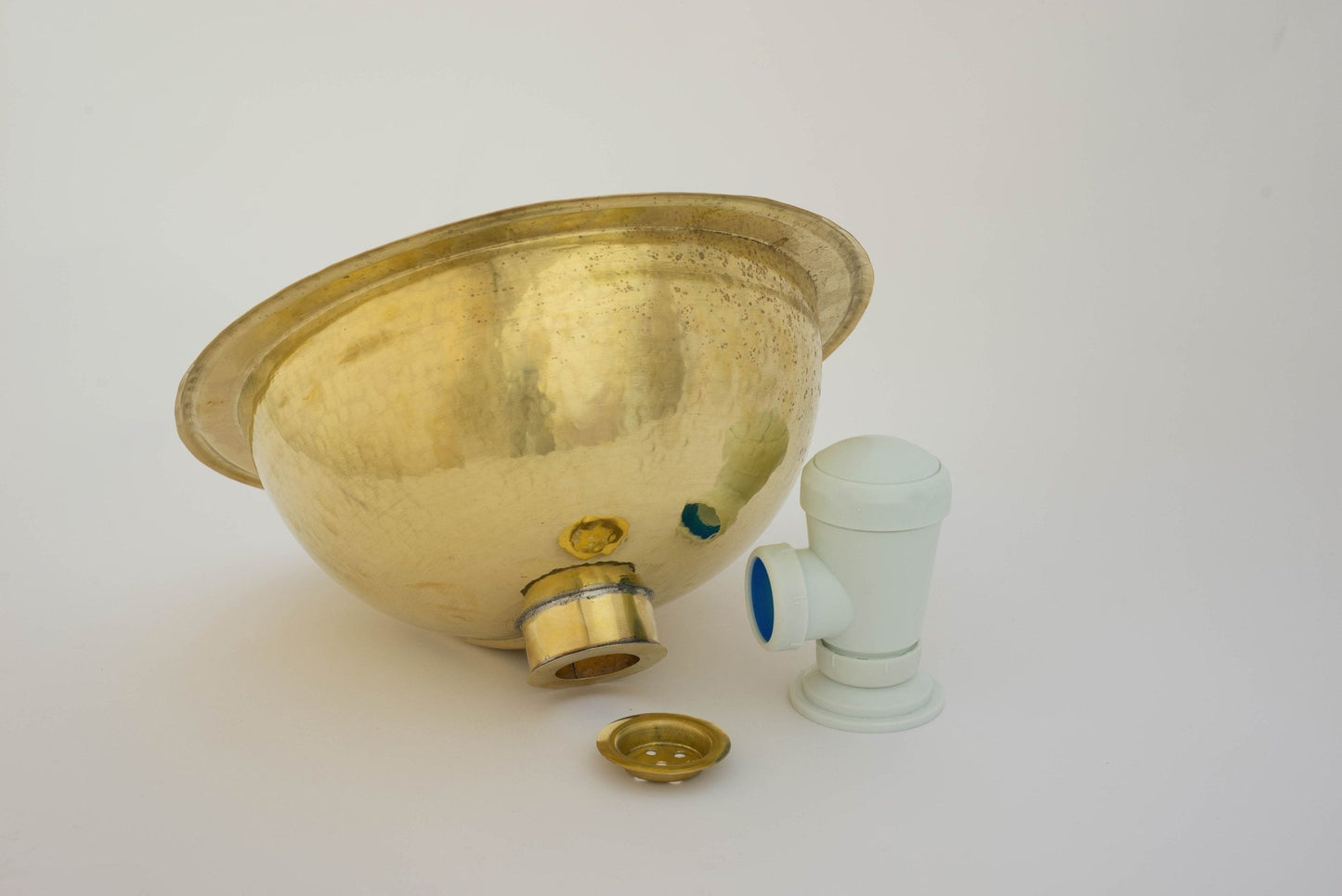 Lavabo marocain en laiton doré martelé - Lavabo rond à encastrer fait main