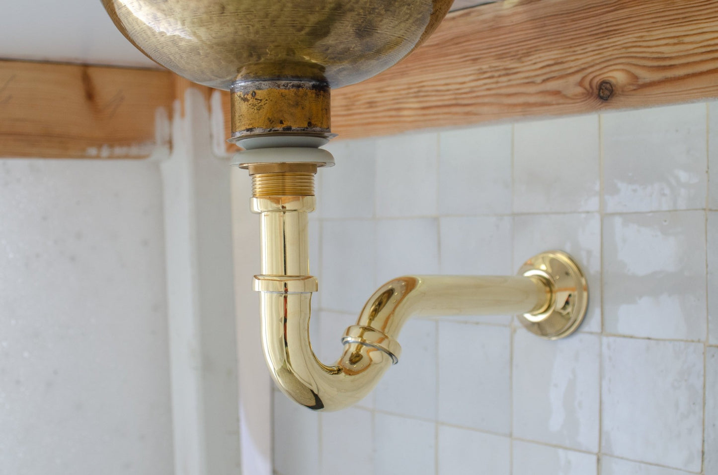 Siphon aus unlackiertem Messing für Badezimmer – Pop-up-Ablauf aus massivem Messing 