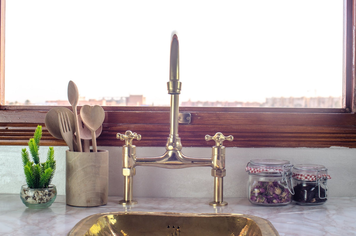 Nova Straight Legs Bridge Faucet